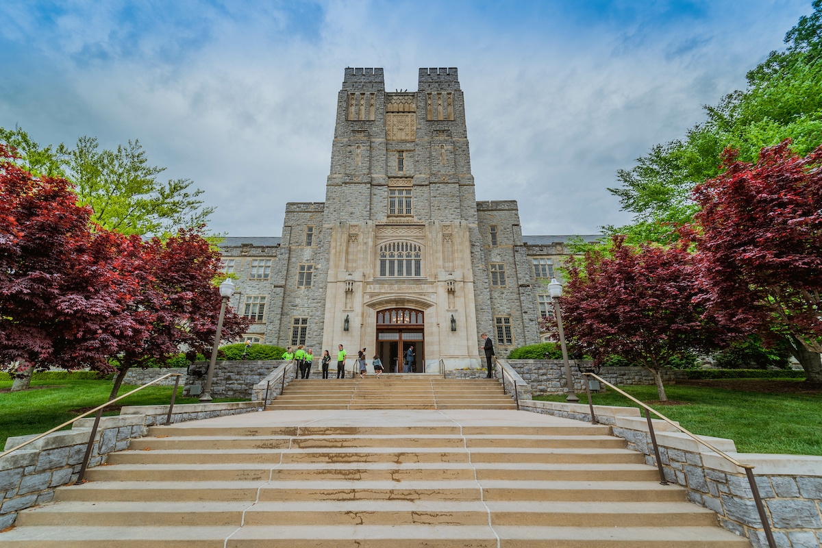 The Inn at Virginia Tech Mosaic Traveler